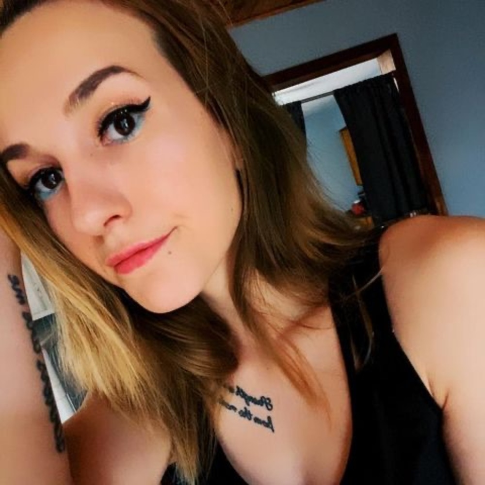 Meet your Posher, Victoria